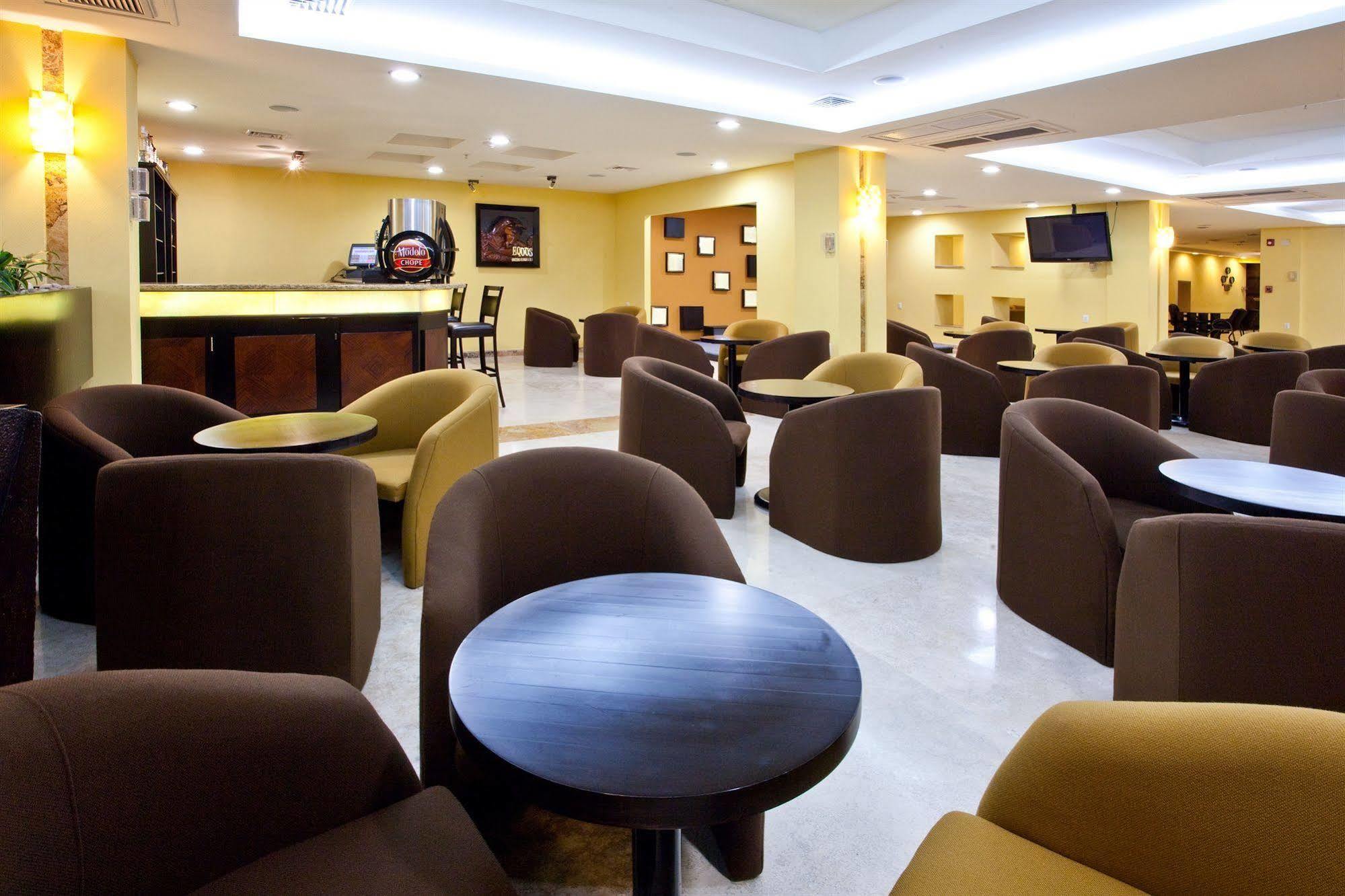 Hipico Inn Hotel Poza Rica Restaurant foto